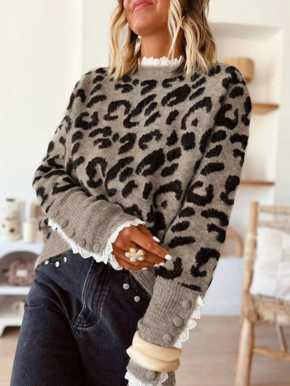Multicolor Casual Women's Round Neck Lace detailed Leopard Print Knit Sweater